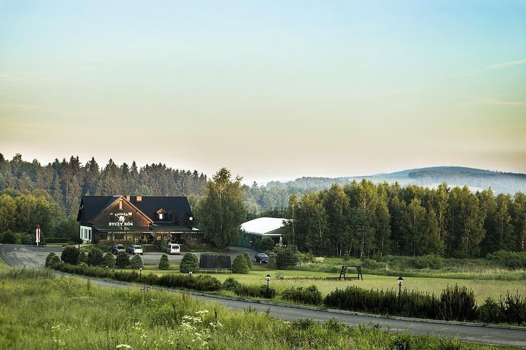 Zajazd Byczy Rog Mittelwalde Exterior foto