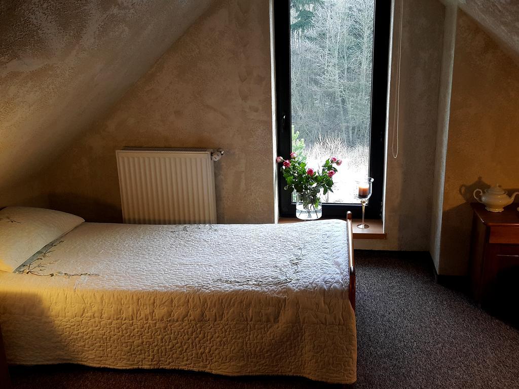 Zajazd Byczy Rog Mittelwalde Exterior foto