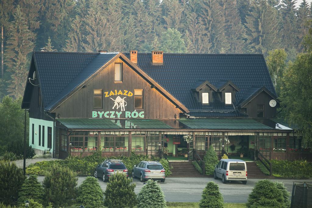 Zajazd Byczy Rog Mittelwalde Exterior foto